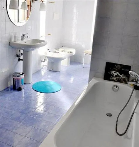 ayHOME b&b