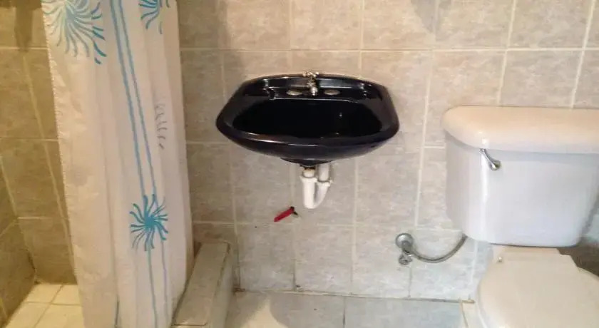 Hostal Alvanos