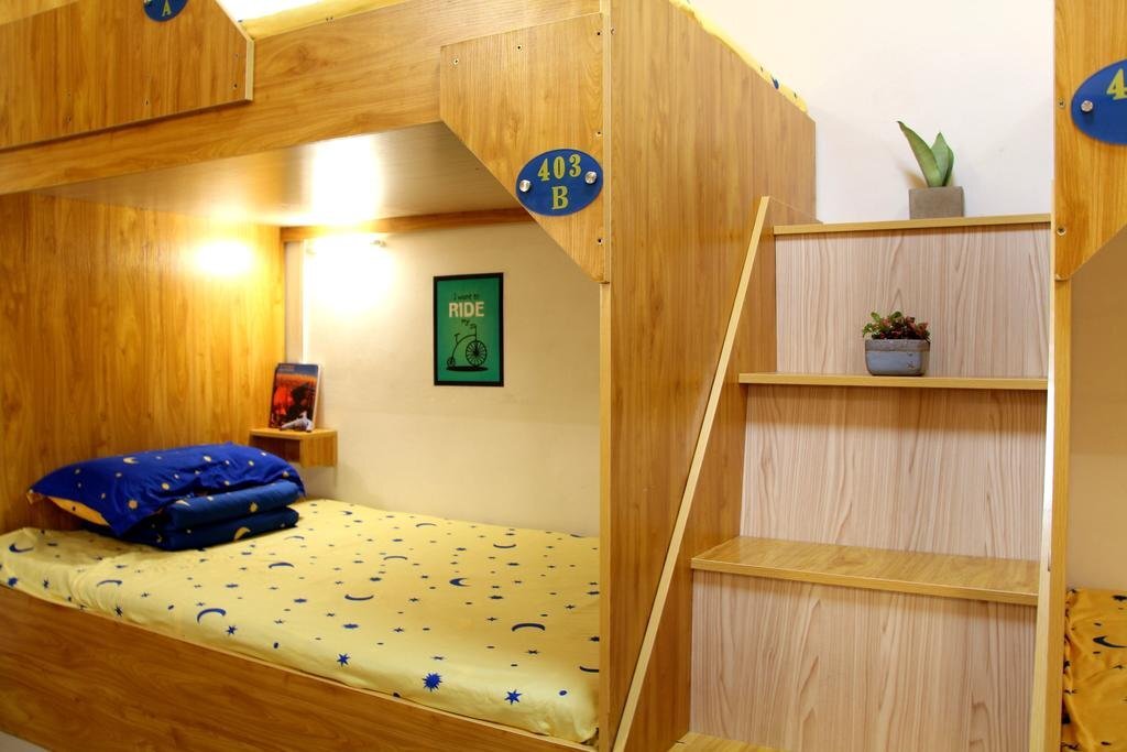 Xizi International Youth Hostel (Chaoyang Plaza Xiguan Night Market)