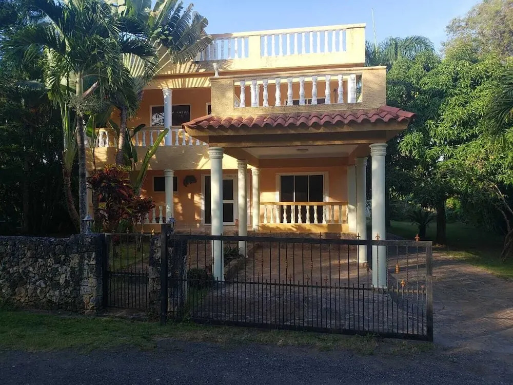 Four Bedroom Villa with Private Pool, Ocean View
