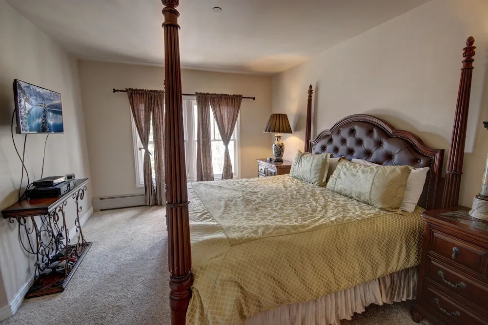 Jack Pine 8013 by SummitCove Vacation Lodging