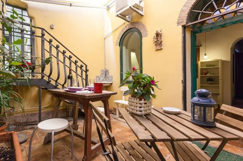 Rome As You Feel - Ripa Apartments in Trastevere