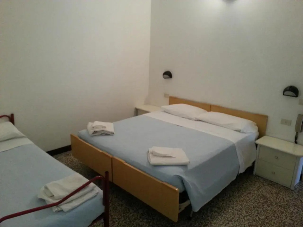 Fiorina Bed&Breakfast - Colazione fino a mezzogiorno - Beach Village gratuito - Aquafan 25e - Oltremare 22e