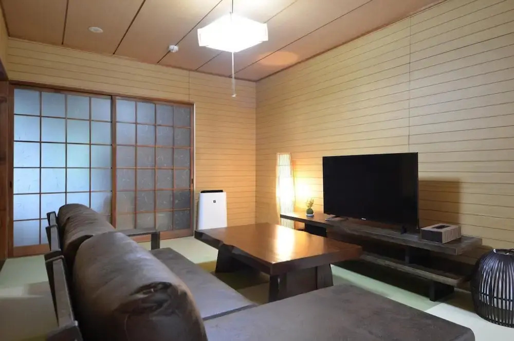 Kyoto House