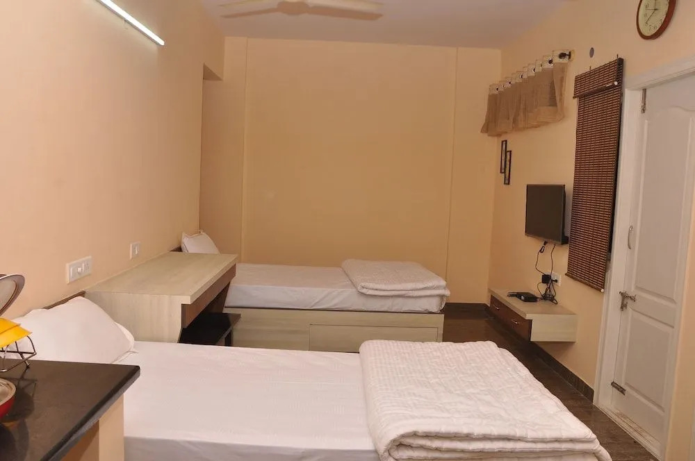 Rainbow Service Apartment