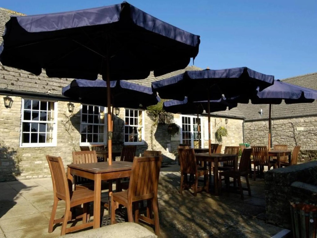 The Bird In Hand Inn, Witney