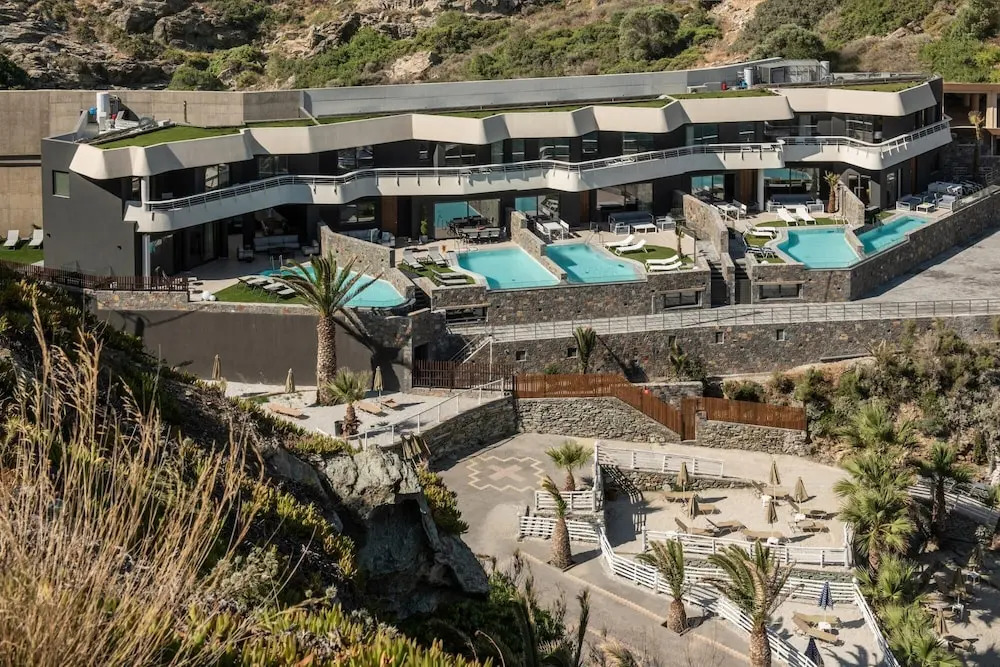 Made By The Sea Villas 8 BDRM