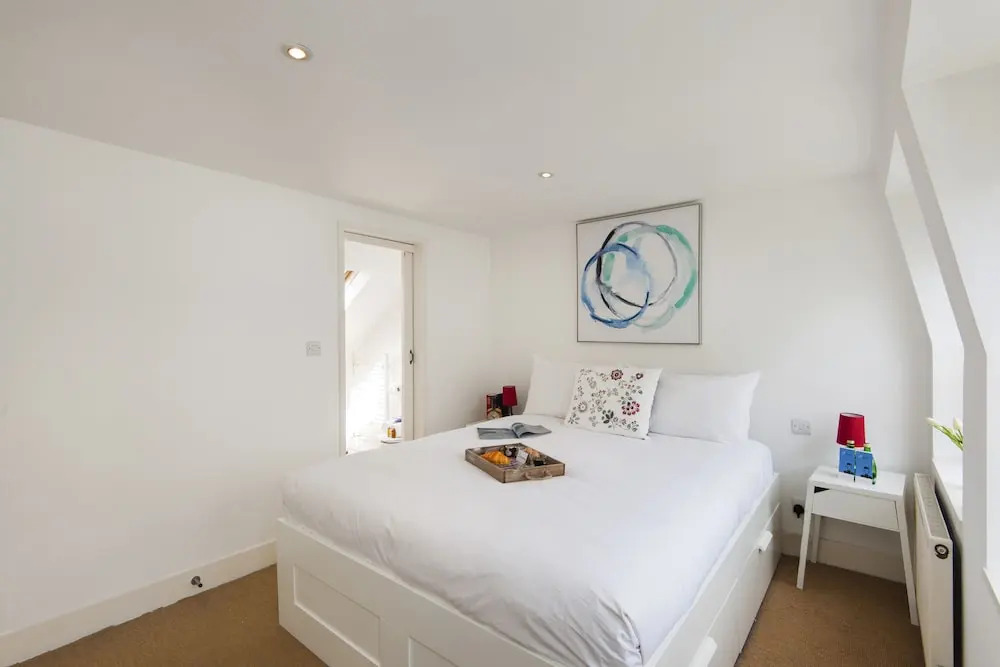 The Homey West Kensington Apartment - KDY