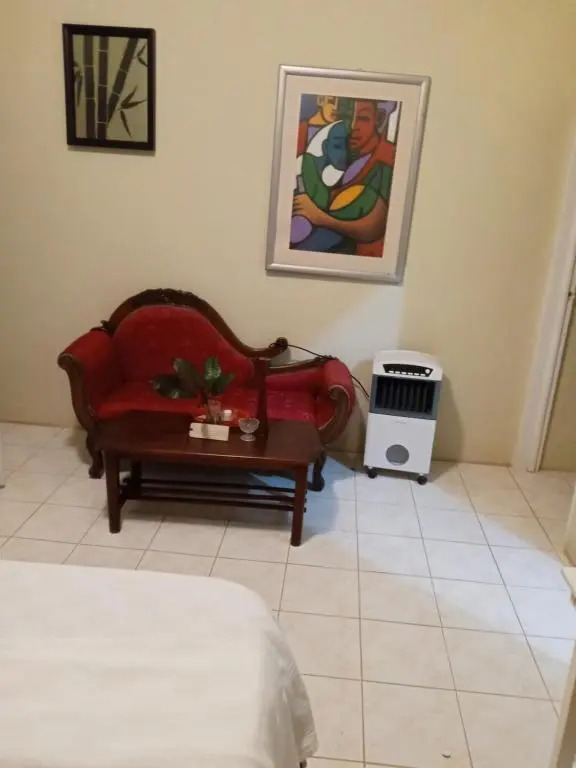 Royal Villa 360