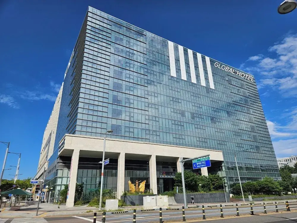 Incheon Airport Global Hotel & Suites