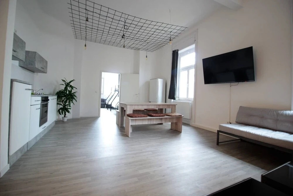 Geräumiger Altbau für große Gruppen