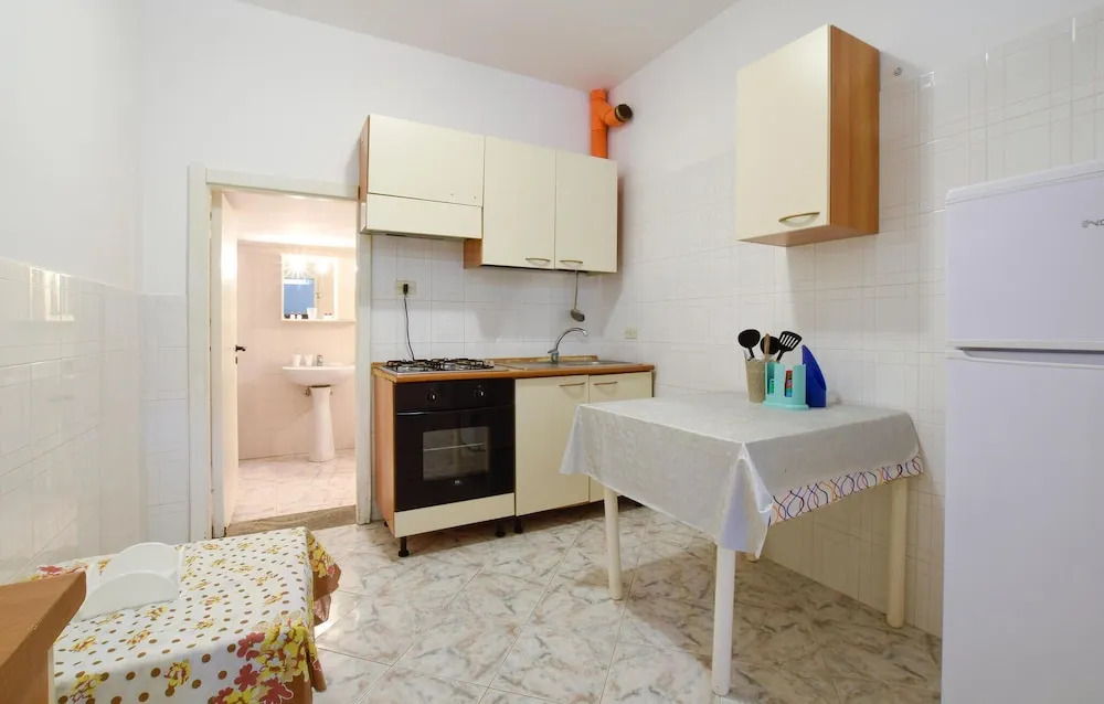 Beautiful Home in Carovigno With 7 Bedrooms and Wifi