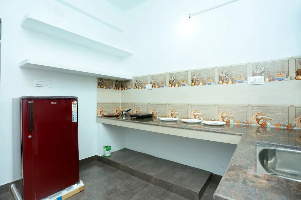 OYO 16963 Home Mesmerizing View 2BHK Vythiri