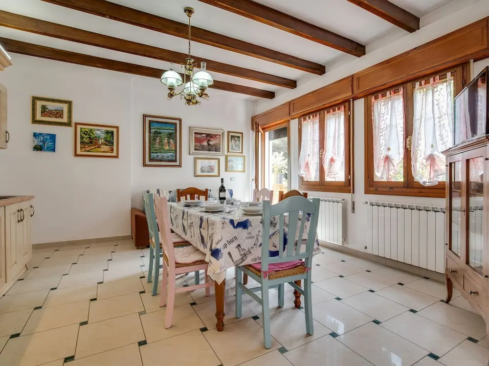 Lovely Apartment in Rosolina Mare Near Sea