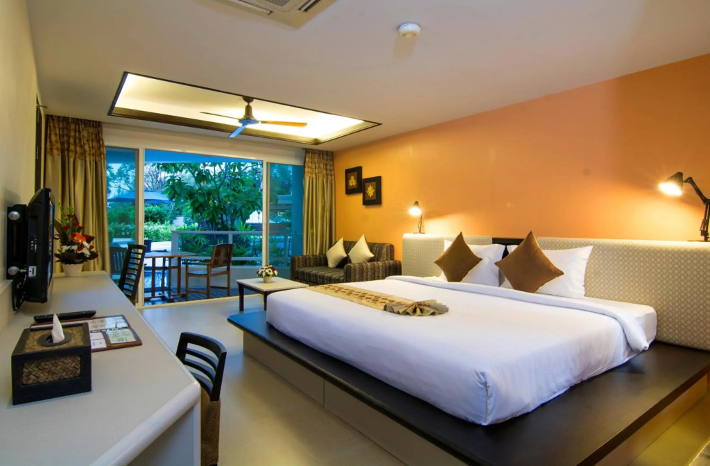 Anyavee Tubkaek Beach Resort