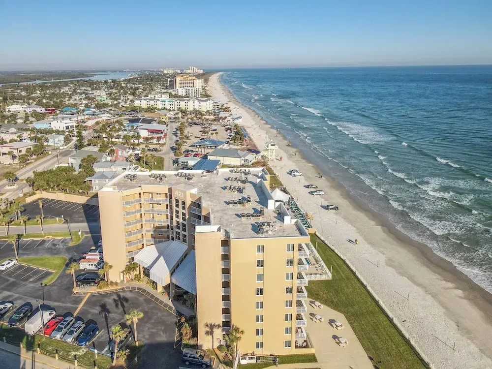 Oceania Beach Club 409