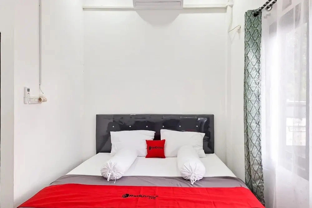 RedDoorz at Imanuel Homestay Tomohon