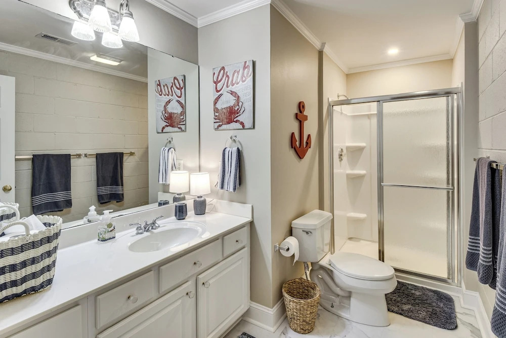 Game Room, Dock & More! Panoramic Lakefront Oasis