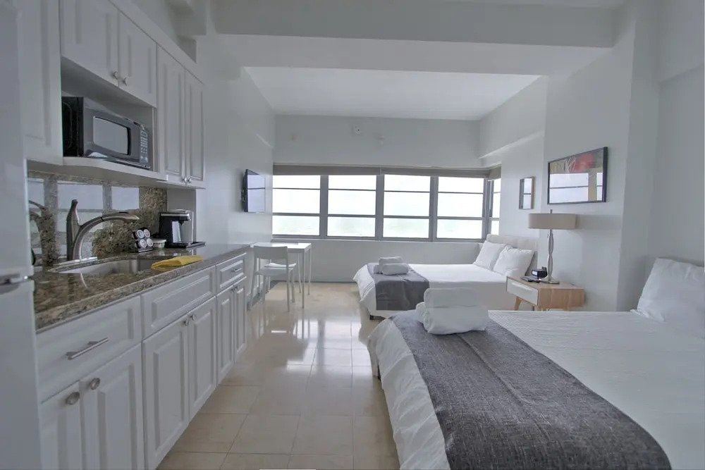W South Beach Private Luxury Suites