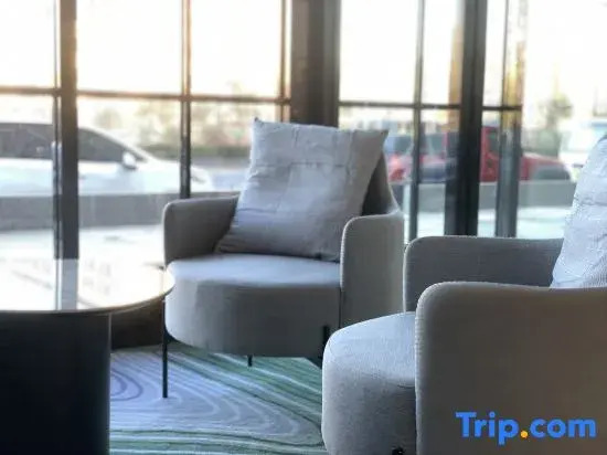 Xingcheng Hotel (Beijing Beiyuan Road North Subway Station Aviation General Hospital Branch)
