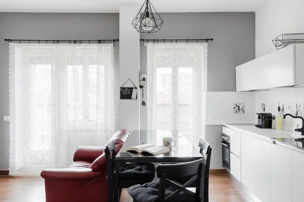 Scarfoglio Apartment, 4 persone, 2 camere, balcone, Wi-Fi, Stazione Tiburtina