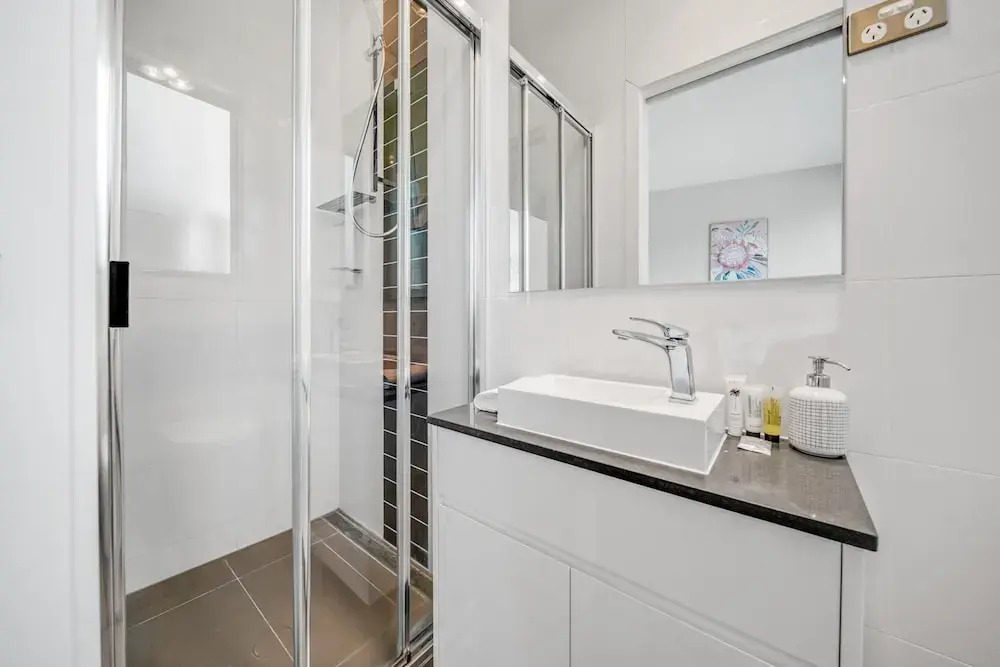 Tranquil Apartment in Green, Well Connected Suburb