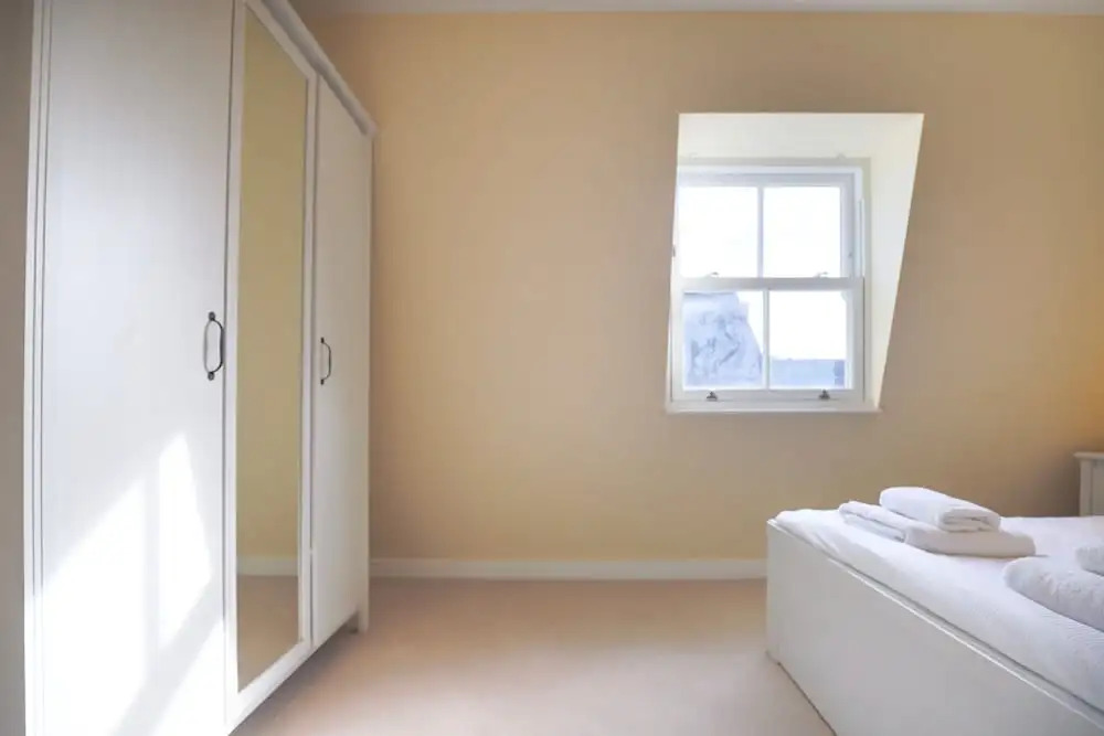 Comfortable &Bright Family Home - Imperial Wharf