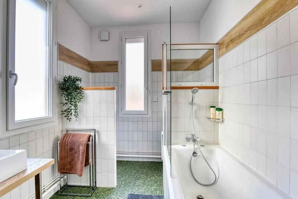 Maison de Standing - 8 Chambres - Jardin - Centre ville