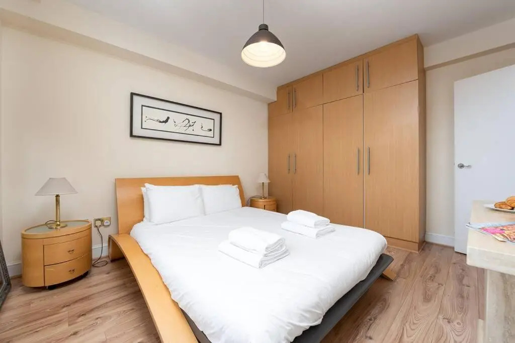 CAPITAL One Bedroom Flat Chelsea Cloisters 724