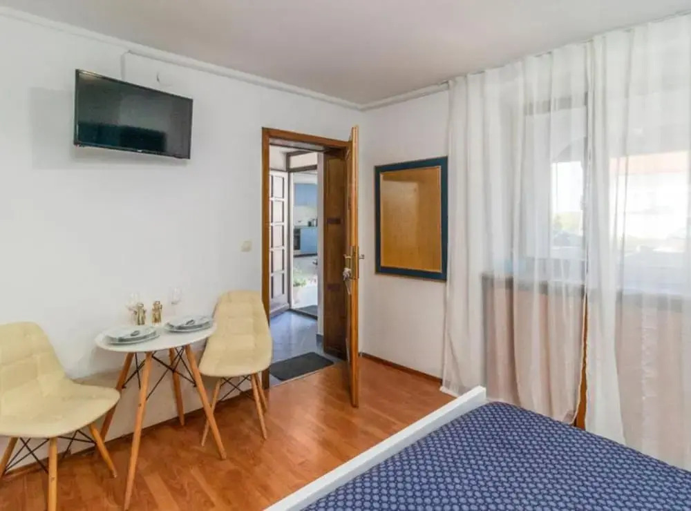 Apartmani Jadranovo Mare