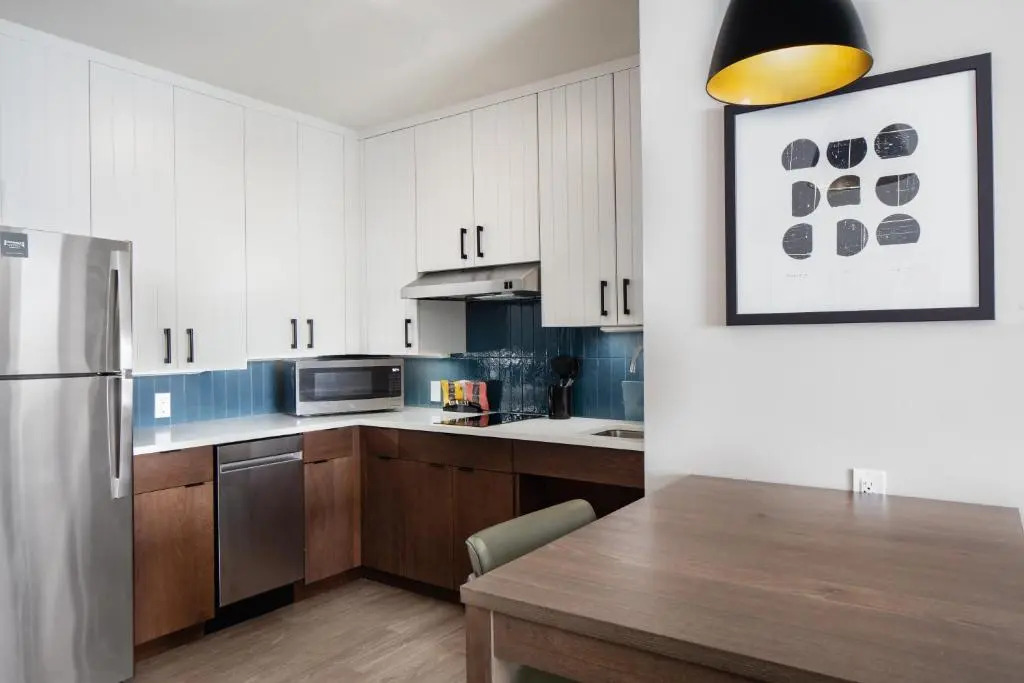 Staybridge Suites - Iowa City - Coralville by IHG