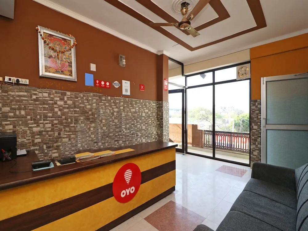 OYO 4787 Country Inn Stay