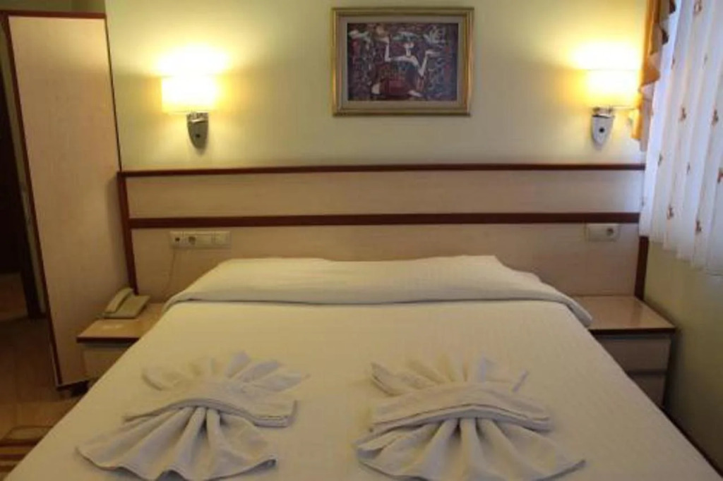 Ikbalhan Otel