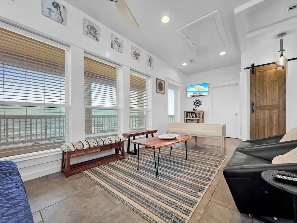 Crystal By The Ocean 4 Bedroom Home