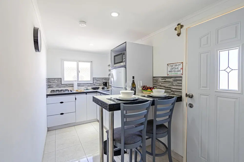 Love and Peace Vacation Rental Aruba