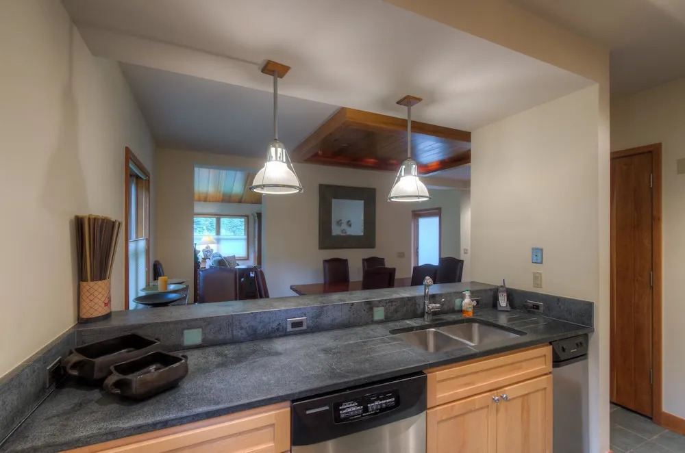 Cascades A 1 4 Bedroom Condo By Accommodations in Telluride