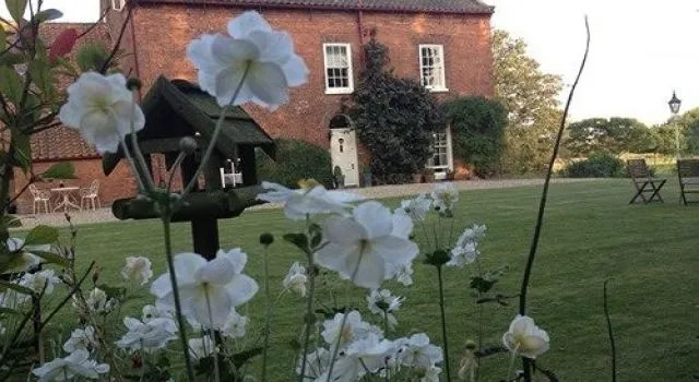 Buslingthorpe Manor
