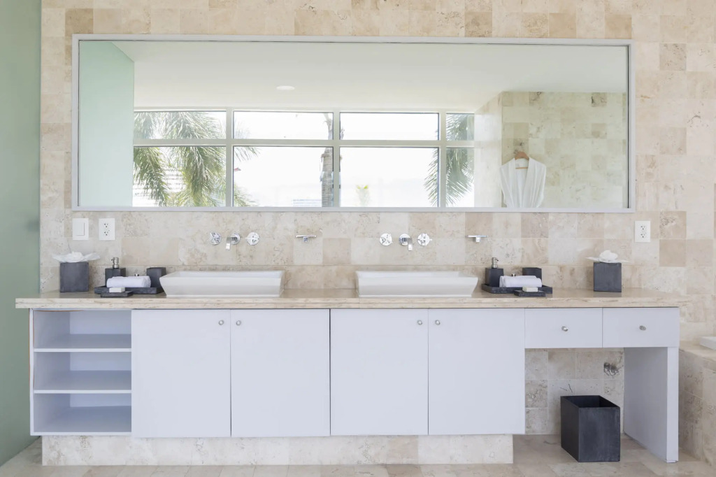 Capitalia Tres Mares Beach Residences & Marina