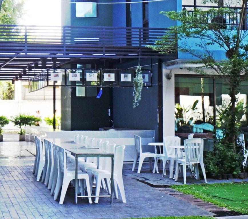 Baan Bangsarey Hotels
