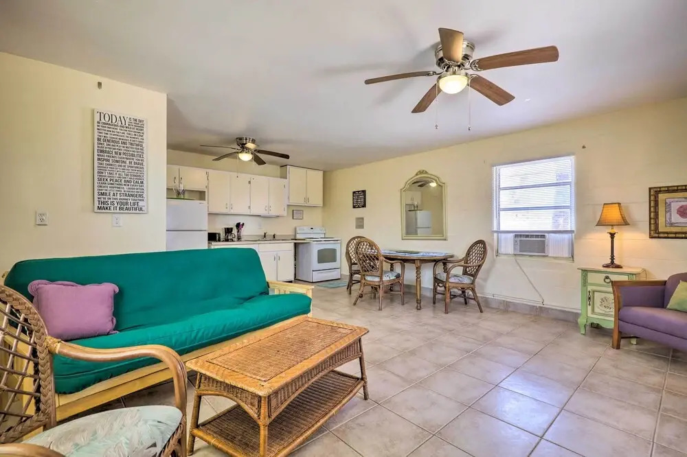Beachfront Cottage in St Augustine - Pet Friendly!