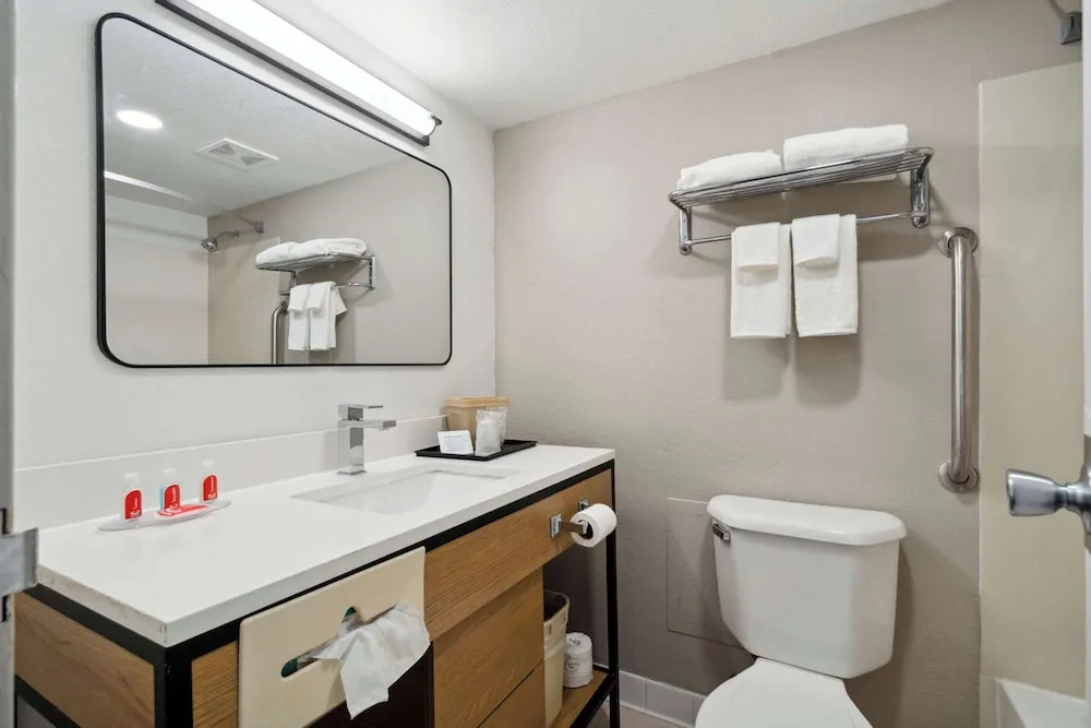 Quality Inn & Suites Waterloo-Ia (us)