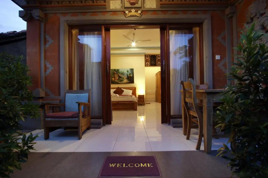 Loris Homestay