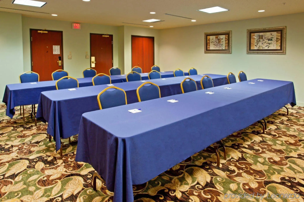 Garner Hotel Longview South by IHG