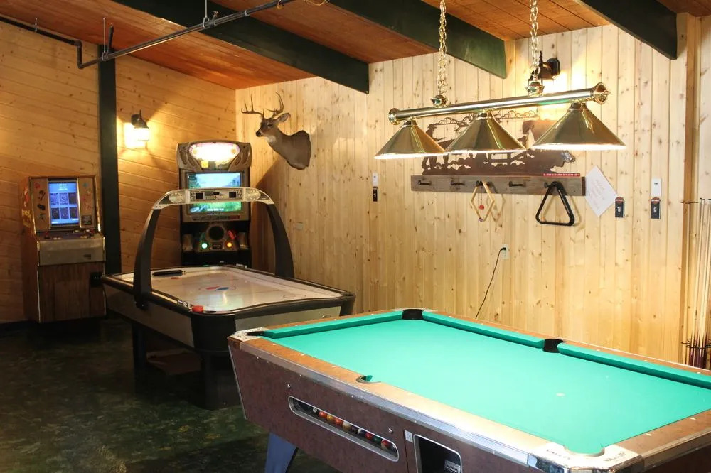The Historic Wapiti Lodge