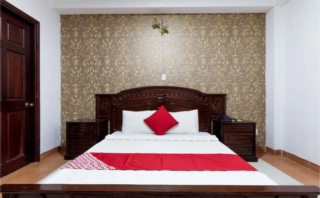 127 Quynh Kim Hotel