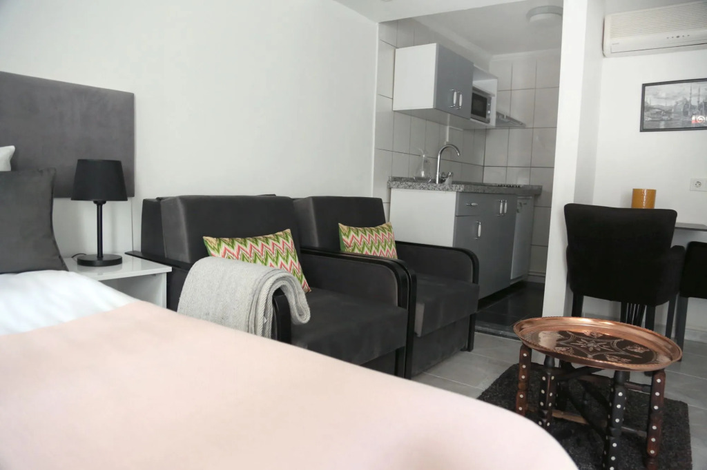 Bayer Hotel
