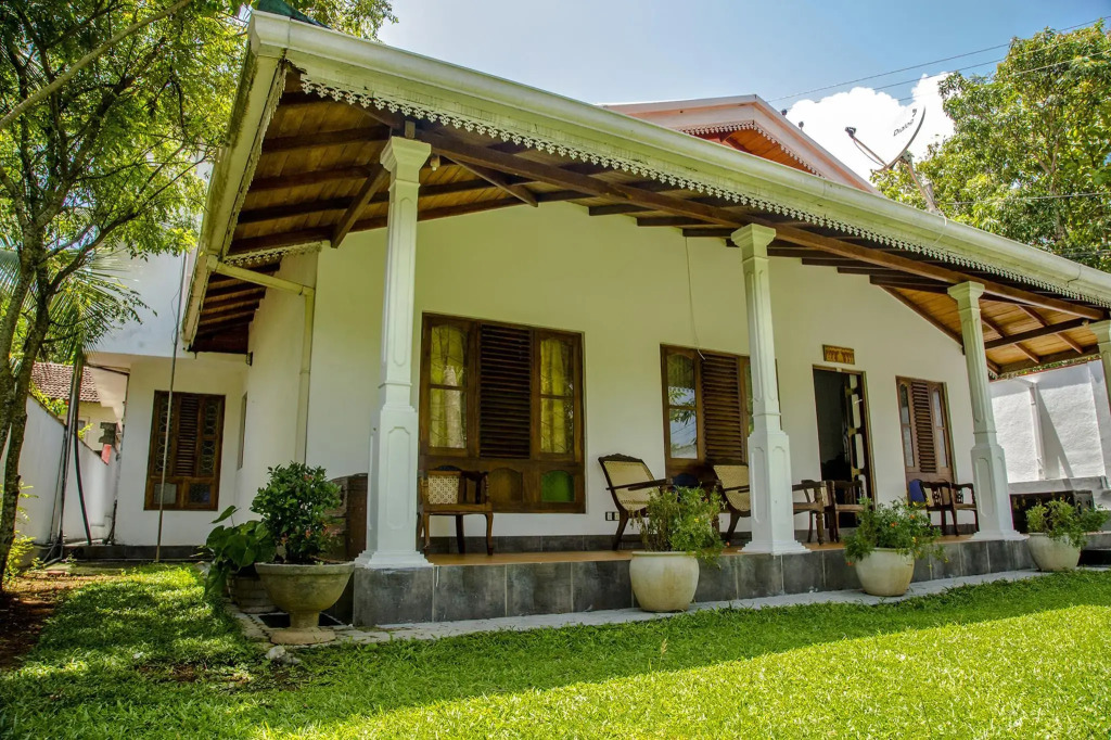 Sharta Unawatuna Hostel