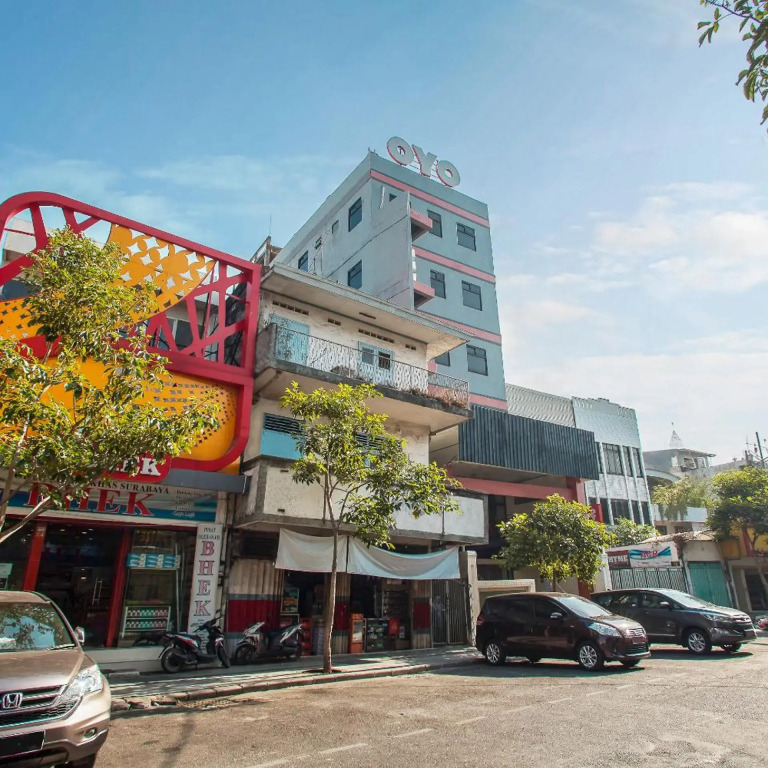 Uno Hotel