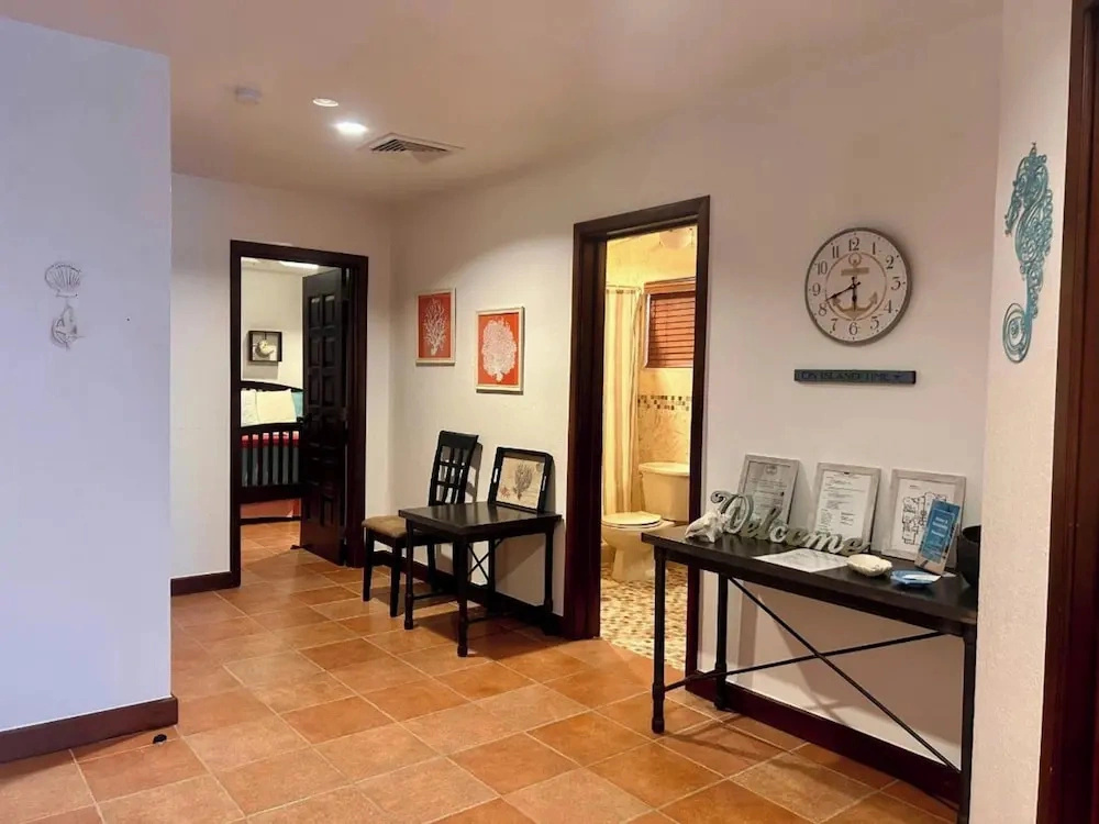 Miramar Villas