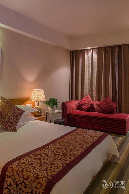 Yijin Business Hotel